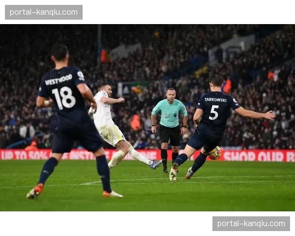 斯坦福桥补时绝平：伯恩利展现顽强求生欲望