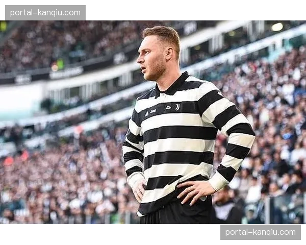 加拉塔萨雷夏窗再度追逐尤文图斯中场库普梅纳斯 加拉塔萨雷夏窗再度追逐尤文图斯中场库普梅纳斯