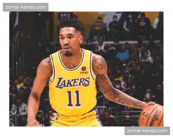 特写:读秒绝平!替补奇兵在终场哨响前将比赛拖入加时 特写:读秒绝平!替补奇兵在终场哨响前将比赛拖入加时